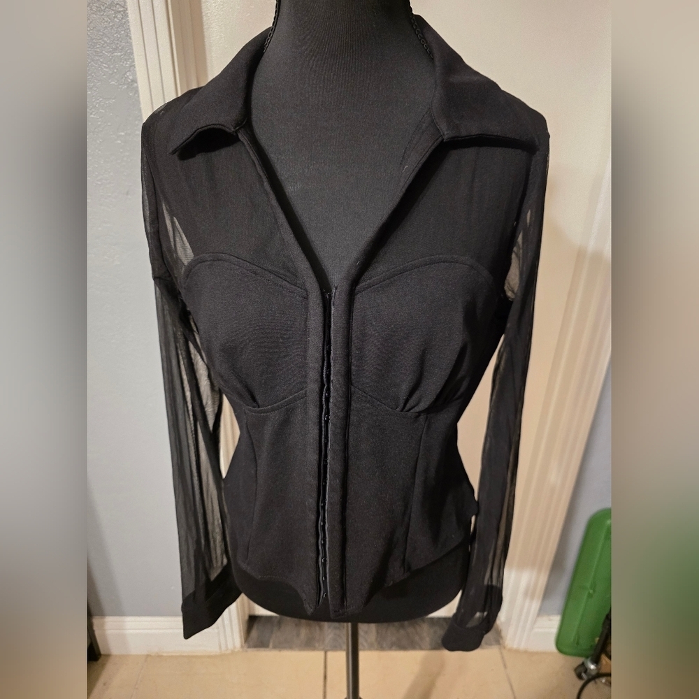 french kiss Black Sheer-Sleeve Top